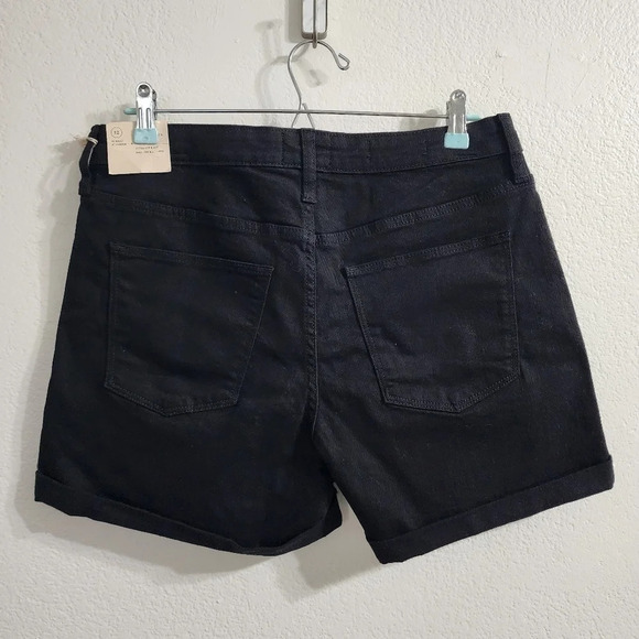 UNIVERSAL THREAD Black No-Fade High-Rise Midi Short Black - Picture 4 of 10